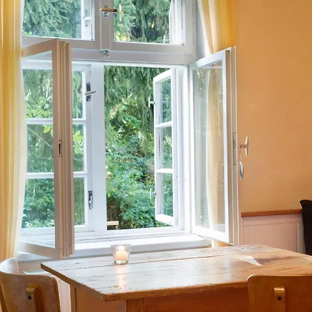 Altes Polchower Pfarrhaus Апартаменты Prebberede