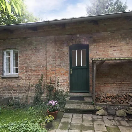 Altes Polchower Pfarrhaus Апартаменты
