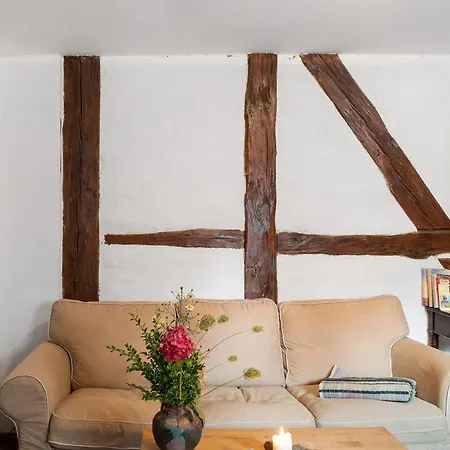 Altes Polchower Pfarrhaus Апартаменты Alt Polchow